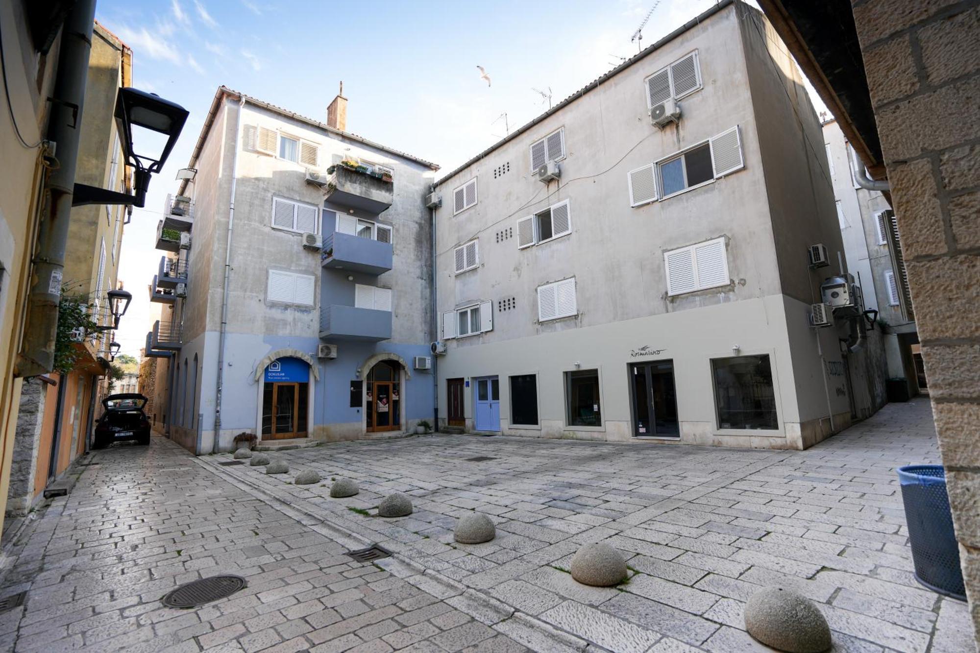 Apartment Kaya Prime Location In Old Town 扎达尔 外观 照片
